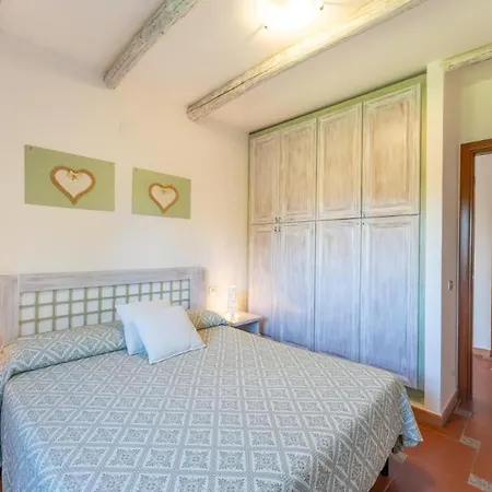 Chic Antonina One Bedroom No2174