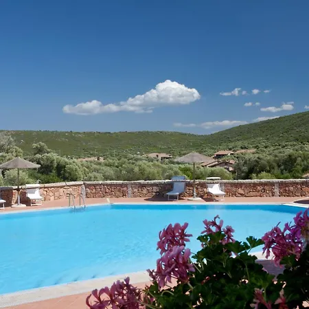 Chic Antonina One Bedroom No2174 Apartment *